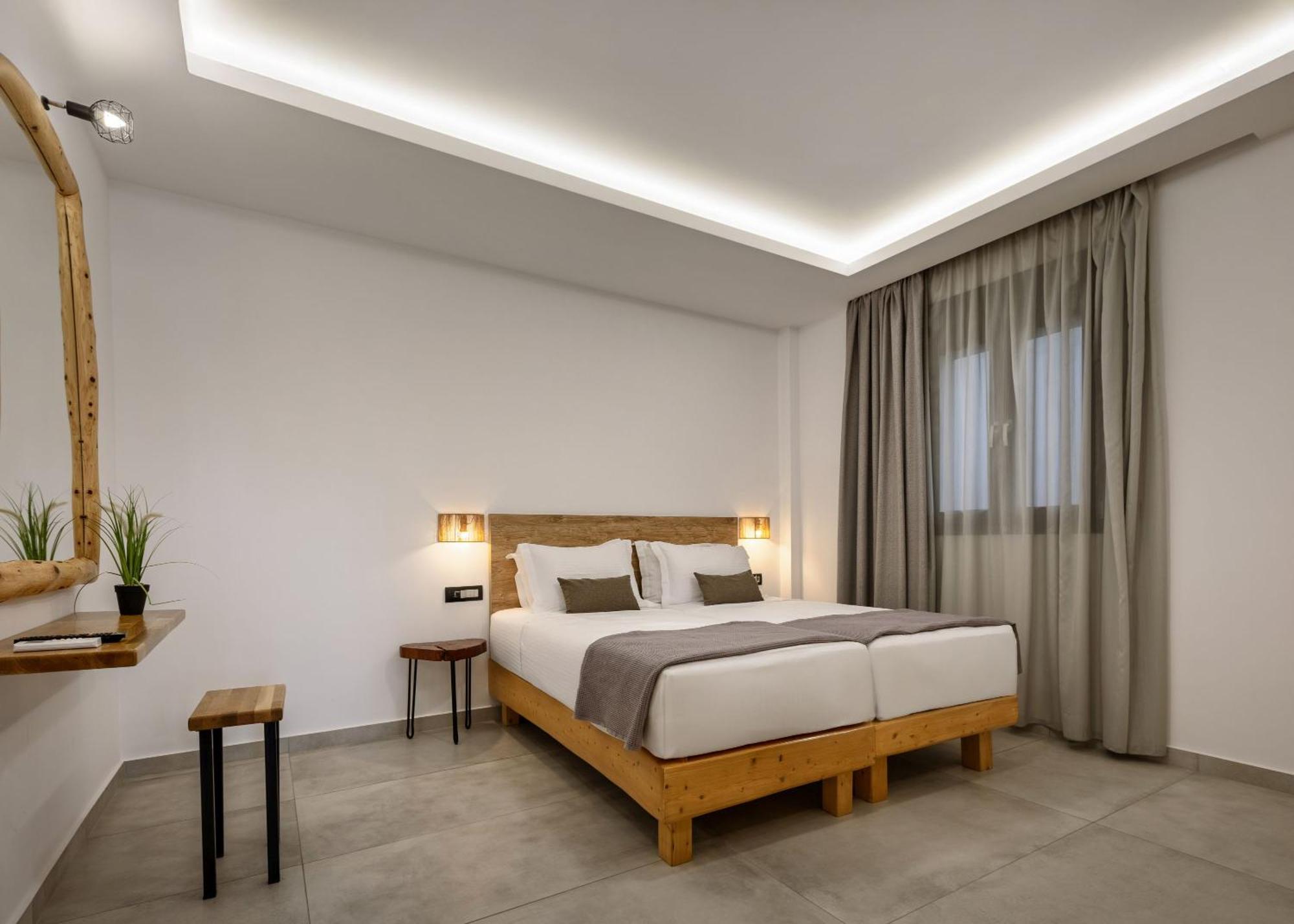 Azor Luxury I *