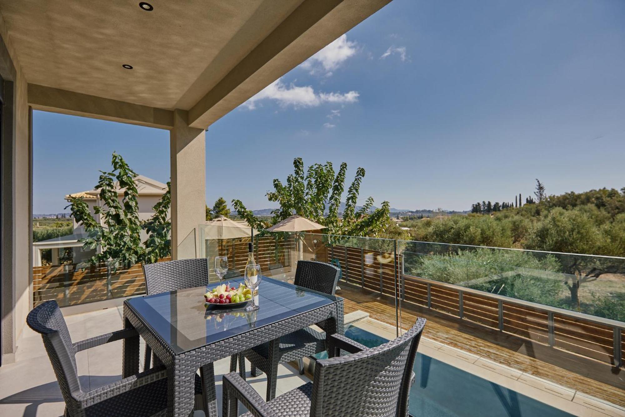 Villa Azor Luxury I Mouzákion