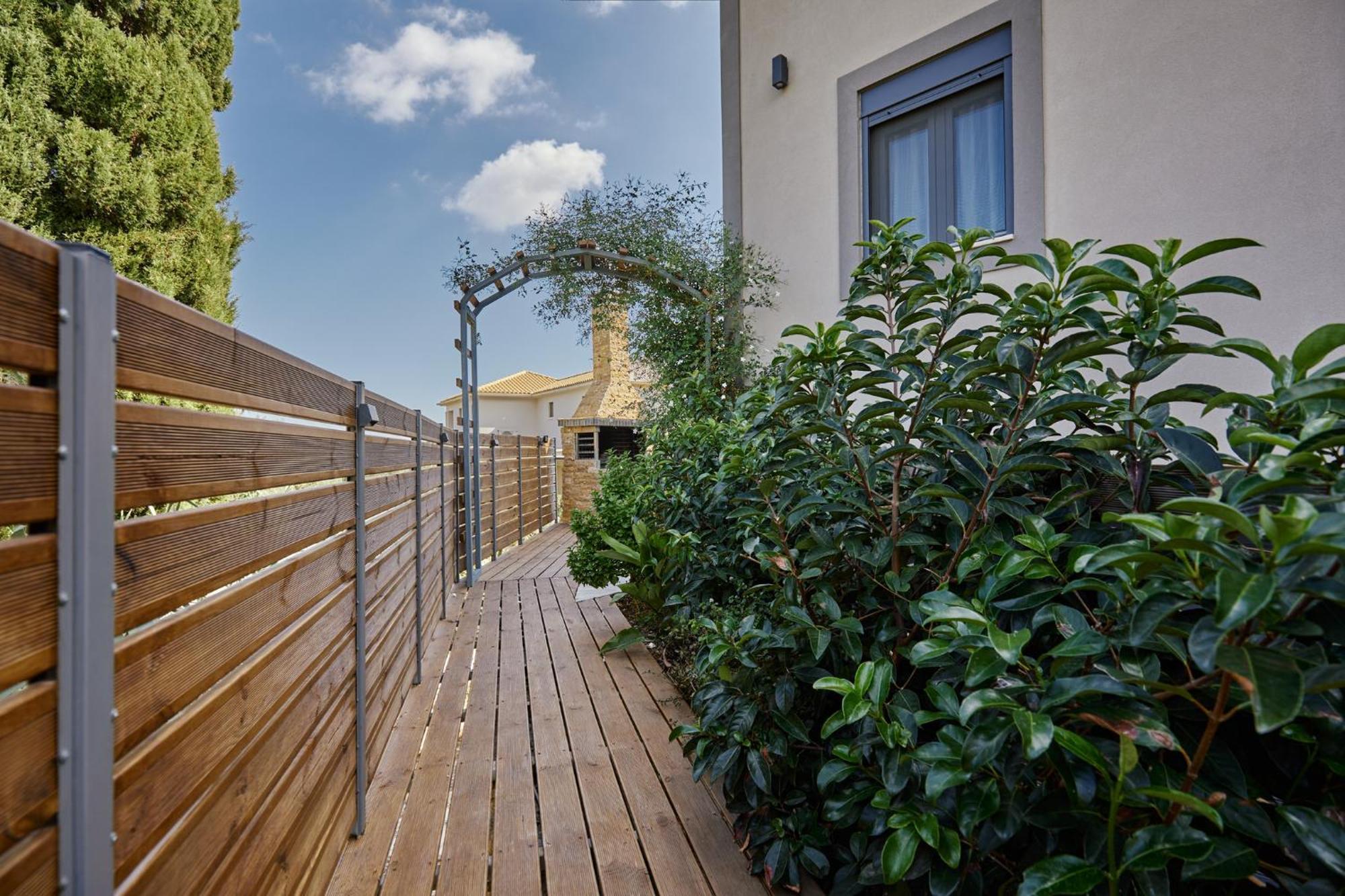 Azor Luxury I Villa Mouzákion