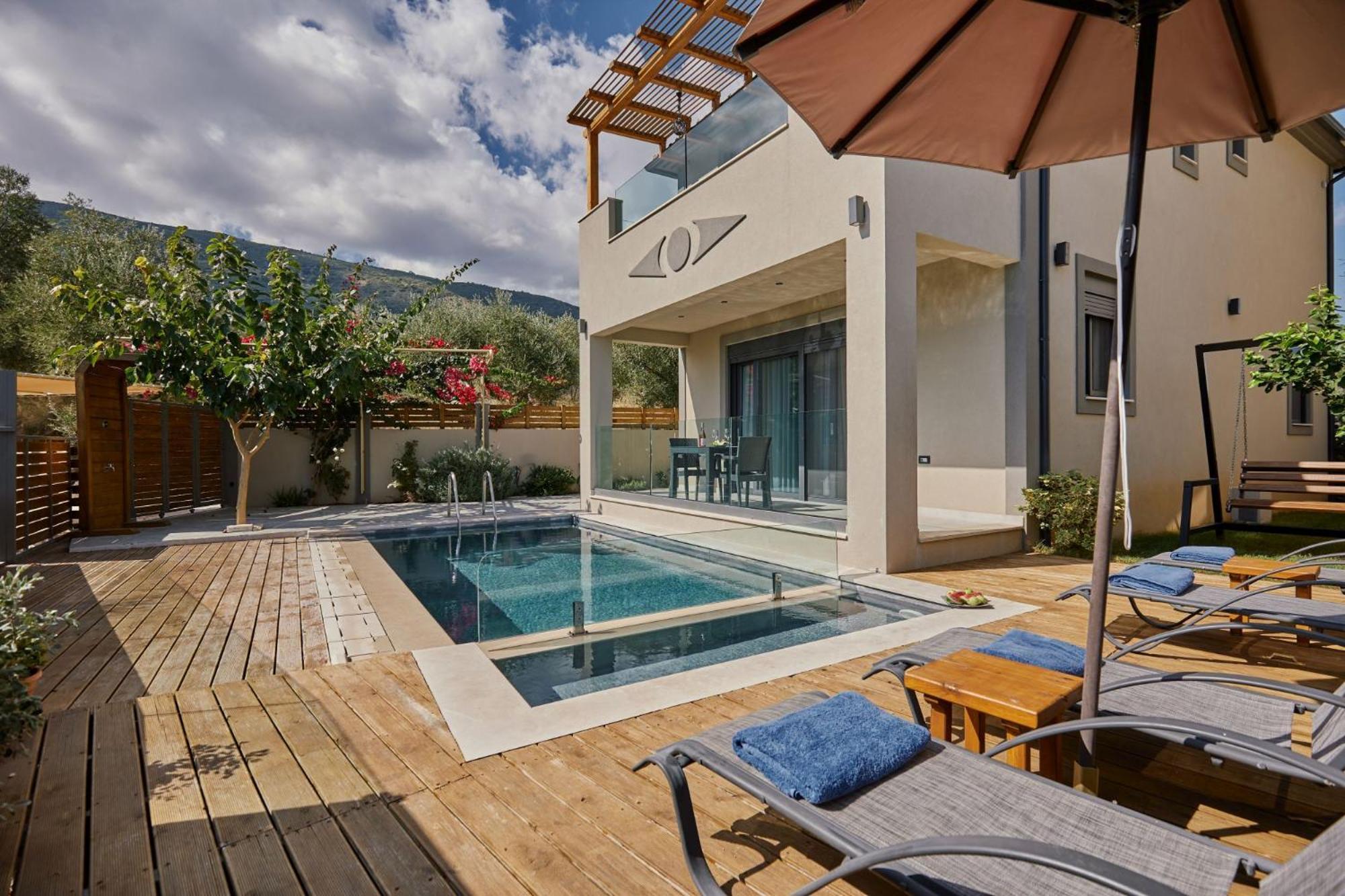 Azor Luxury I * Mouzákion